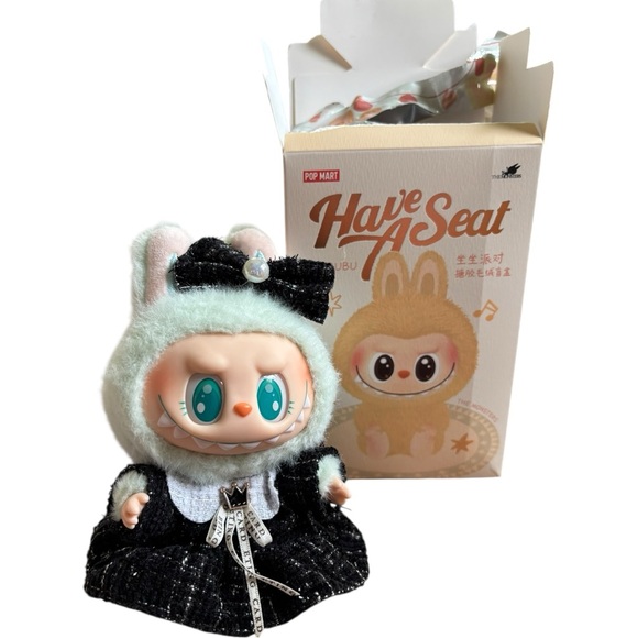 Labubu “QuQu” Have a Seat POP MART Collection - Picture 6 of 7